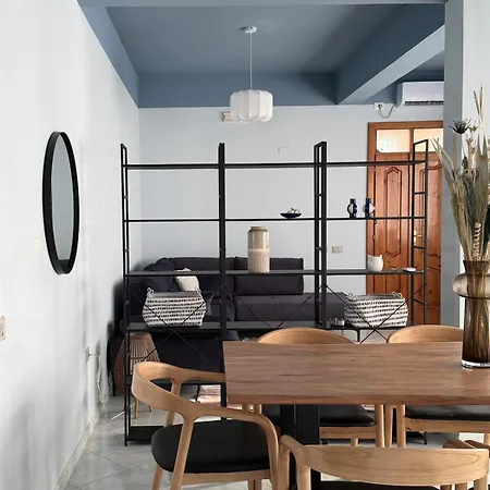 Paro's Place Vlorë