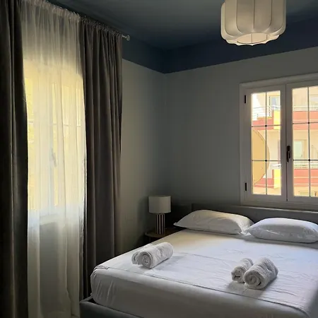 Paro's Place * Vlorë